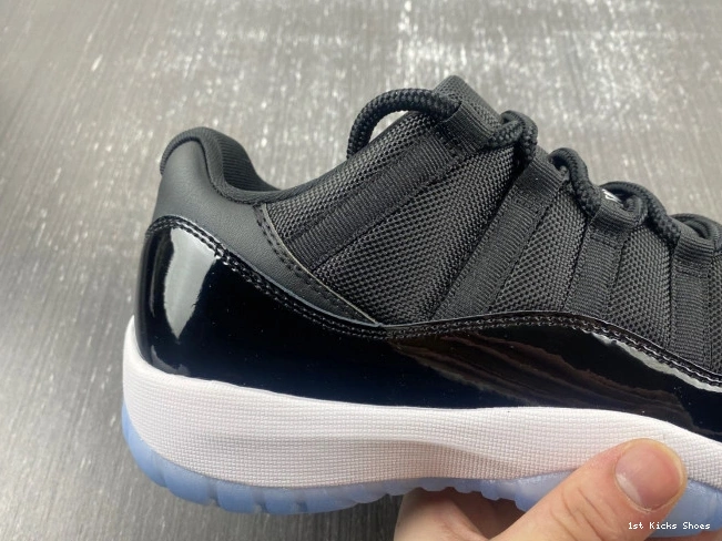 1st Kicks Low Jam Space FV5104-004 Air 11 Jordan 0725